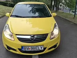 Galben Utilizat 2011 Opel Corsa Berlinǎ | 2.590 EUR (Preț bun)