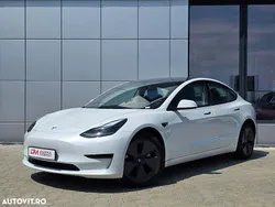 Alb Utilizat 2022 Tesla Model 3 Standard Range Plus Berlinǎ | 28.978 EUR (Preț OK)