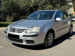Culoareargint Utilizat 2006 VW Golf V Comfortline Hatchback | 2.650 EUR (Preț OK)