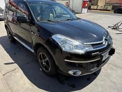 Culoarenegru Utilizat 2011 Citroën C-Crosser Exclusive SUV | 3.600 EUR