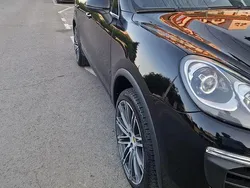 Culoarenegru Utilizat 2015 Porsche Cayenne SUV | 20.990 EUR
