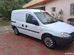 Utilizat 2011 Opel Combo Monovolum | 1.800 EUR
