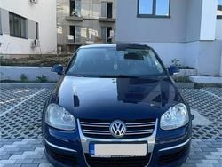 Utilizat 2009 VW Jetta Berlinǎ | 2.800 EUR (Preț bun)