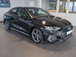 Utilizat 2022 Audi A3 S-Line | 31.644 EUR (Scump)