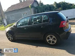 Utilizat 2004 VW Golf IV Berlinǎ | 3.150 EUR