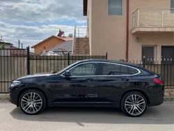 Negru Utilizat 2020 BMW X4 Sport Line SUV | 40.900 EUR (Puțin scump)