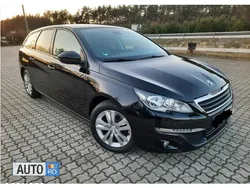 Negru Utilizat 2016 Peugeot 308 Hatchback | 6.990 EUR (Preț bun)