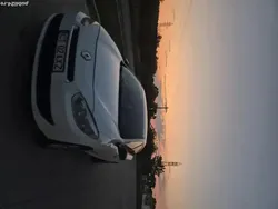 Alb Utilizat 2010 Renault Fluence Berlinǎ | 2.000 EUR