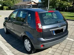 Gri Utilizat 2008 Ford Fiesta Hatchback | 1.700 EUR (Preț bun)
