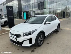 Alb Nouă 2024 Kia XCeed City SUV | 22.390 EUR