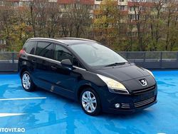 Culoarenegru Utilizat 2011 Peugeot 5008 Active Monovolum | 4.400 EUR (Preț OK)