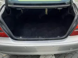 Utilizat 2005 Mercedes E220 Berlinǎ | 3.500 EUR (Puțin scump)