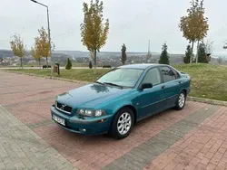 Utilizat 2001 Volvo S40 Berlinǎ | 1.650 EUR