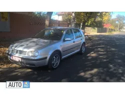 Utilizat 2003 VW Golf IV Hatchback | 2.300 EUR (Puțin scump)