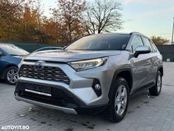Culoareargint Utilizat 2021 Toyota RAV4 Hybrid SUV | 29.400 EUR (Super Preț)