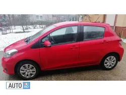 Rosu Utilizat 2012 Toyota Yaris Hatchback | 7.800 EUR