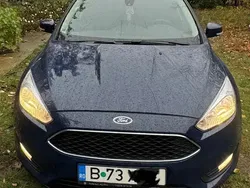Albastru Utilizat 2016 Ford Focus Hatchback | 6.960 EUR (Preț bun)