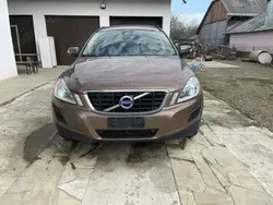 Maro Utilizat 2011 Volvo XC60 SUV | 8.999 EUR (Preț OK)
