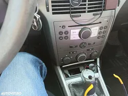 Culoaregri Utilizat 2006 Opel Astra Enjoy Break | 2.450 EUR (Puțin scump)