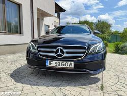 Culoarenegru Utilizat 2018 Mercedes E220 Break | 21.163 EUR (Preț bun)