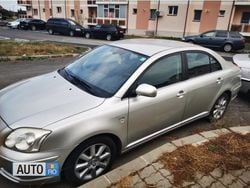 Argintiu Utilizat 2004 Toyota Avensis Berlinǎ | 2.450 EUR (Scump)