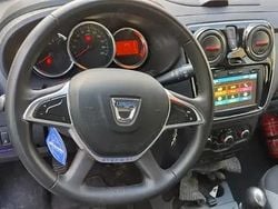 Gri Utilizat 2019 Dacia Lodgy Stepway Monovolum | 13.000 EUR (Scump)