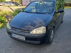 Negru Utilizat 2003 Opel Corsa | 1.000 EUR (Preț bun)