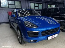 Albastru Utilizat 2016 Porsche Cayenne SUV | 38.675 EUR (Scump)
