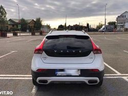 Culoarealb Utilizat 2015 Volvo V40 CC Break | 8.499 EUR (Preț OK)