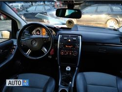 Negru Utilizat 2006 Mercedes B180 Monovolum | 3.499 EUR