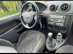 Utilizat 2005 Ford Fiesta | 1.200 EUR