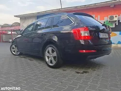 Culoarenegru Utilizat 2014 Skoda Octavia Elegance Break | 6.950 EUR (Preț OK)