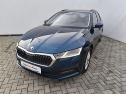 Albastru inchis metalic Utilizat 2021 Skoda Octavia Business Line Break | 19.987 EUR (Puțin scump)