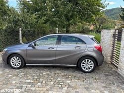 Culoaregri Utilizat 2015 Mercedes A180 Hatchback | 13.980 EUR (Preț bun)