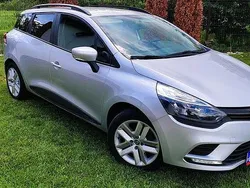 Argint Utilizat 2020 Renault Clio GrandTour Dynamique Break | 6.990 EUR (Preț bun)