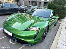 Verde Utilizat 2020 Porsche Taycan Turbo Berlinǎ | 85.000 EUR