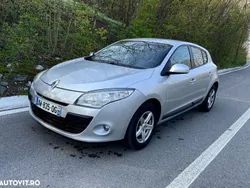 Gri Utilizat 2010 Renault Mégane III Hatchback | 3.299 EUR (Preț OK)