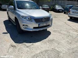 Culoareargint Utilizat 2012 Toyota RAV4 Luxury SUV | 8.900 EUR (Preț OK)