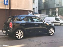 Culoarenegru Utilizat 2011 Mini Cooper Countryman SUV | 5.600 EUR