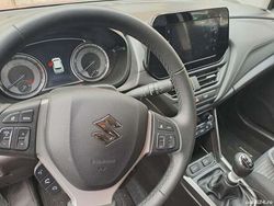 Rosu Utilizat 2022 Suzuki SX4 S-Cross SUV | 20.000 EUR (Preț OK)