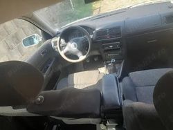 Utilizat 2003 VW Golf IV | 600 EUR (Super Preț)