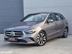 Gri Utilizat 2021 Mercedes B180 Style Monovolum | 18.302 EUR