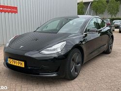 Culoarenegru Utilizat 2019 Tesla Model 3 RWD Berlinǎ | 19.990 EUR (Preț OK)