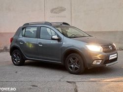 Culoaregri Utilizat 2017 Dacia Sandero Stepway Hatchback | 9.300 EUR (Scump)