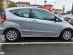 Culoareargint Utilizat 2006 Mercedes A170 Hatchback | 2.300 EUR (Preț OK)