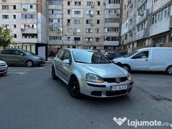 Gri Utilizat 2005 VW Golf V Hatchback | 2.850 EUR (Puțin scump)