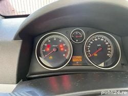 Argintiu Utilizat 2005 Opel Astra Hatchback | 1.900 EUR (Puțin scump)