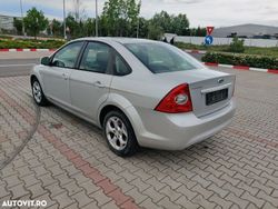 Gri Utilizat 2010 Ford Focus Ambiente Berlinǎ | 2.200 EUR (Preț OK)