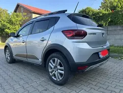Gri Utilizat 2022 Dacia Sandero Stepway Hatchback | 11.990 EUR (Puțin scump)
