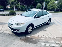 Alb Utilizat 2011 Renault Fluence Berlinǎ | 4.400 EUR